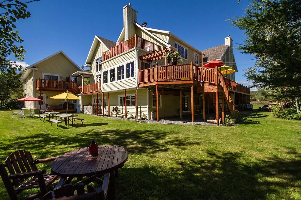 Le Gite Du Hu-Art Quebec City Bed & Breakfast